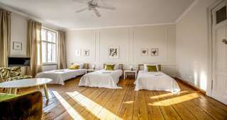 Апартаменты Old Town Centrum Residence Apartments Познань Superior Two-Bedroom Apartment with Dining Room (7 Adults)-6